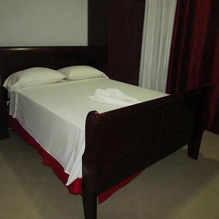 Residencial Girassol, Lda Bed & Breakfast Sao Filipe Luaran gambar