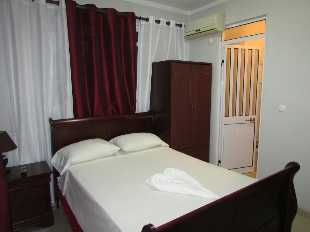 Residencial Girassol, Lda Bed & Breakfast Sao Filipe Luaran gambar