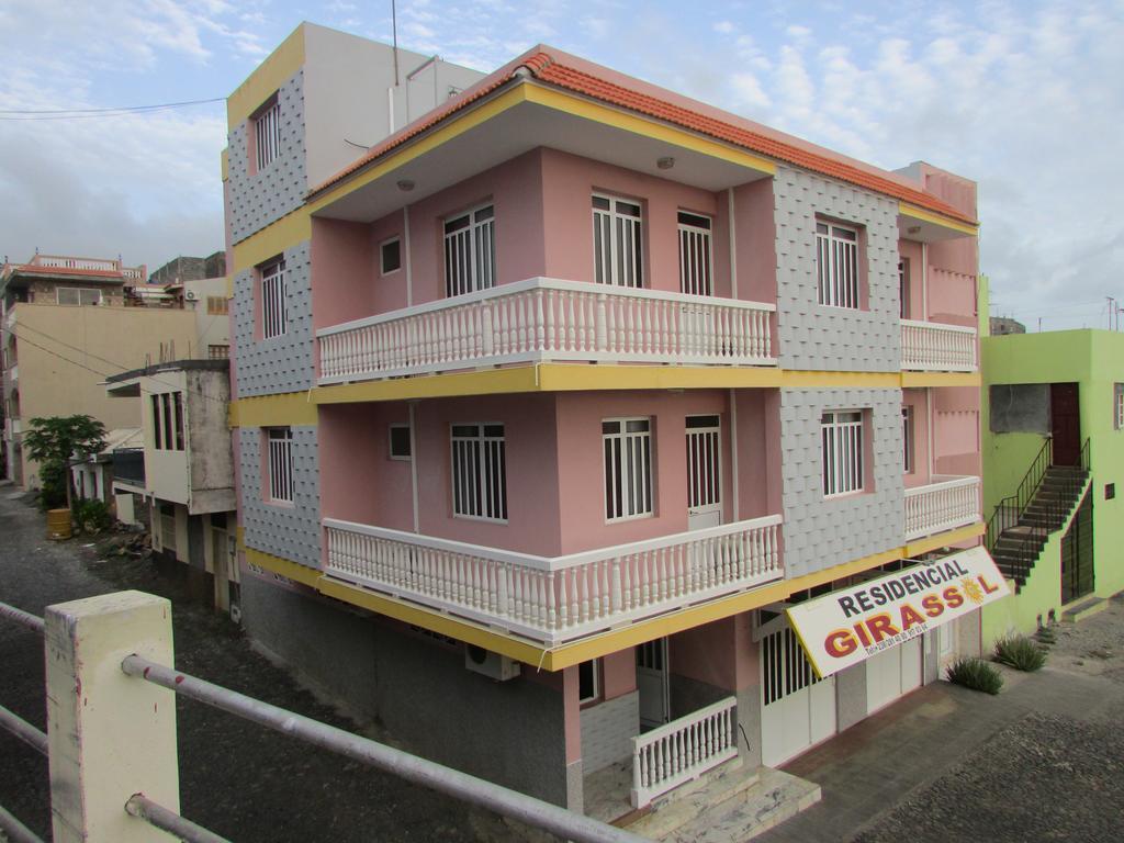 Residencial Girassol, Lda Bed & Breakfast Sao Filipe Luaran gambar